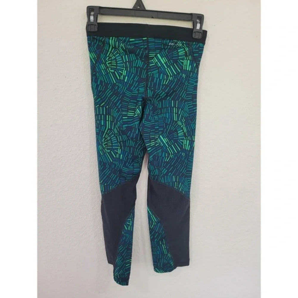 Nike Pro Dri-FIT Leggings Womens‎ S Green Blue Mosaic Print Mesh Capri #24